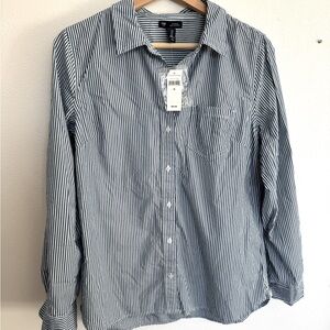 Gap SIZE M boyfriend fit blue striped button down NWT